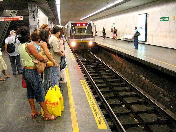 Metrô do Rio de Janeiro em 2006. Foto de Jorge Gobbi/Morrissey no Flickr em CC, alguns direitos reservados.