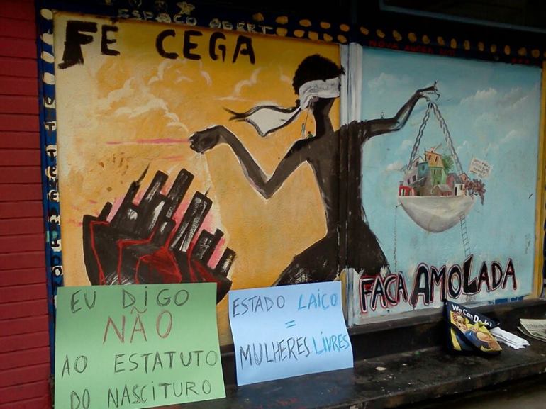 Dois dos cartazes que fiz para a Marcha das Vadias 2013 em Belo Horizonte