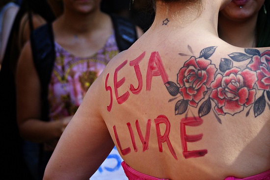 'Seja Livre'. Marcha das Vadias de Belo Horizonte 2013. Foto de Maria Objetiva no Flickr em CC, alguns direitos reservados.