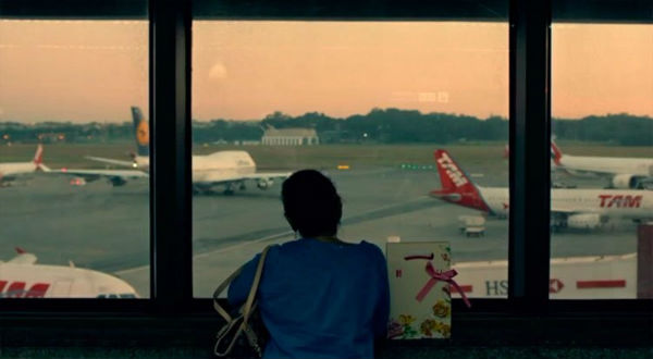 Cena do filme "Que Horas Ela Volta?" (2015) de Anna Muylaert. 