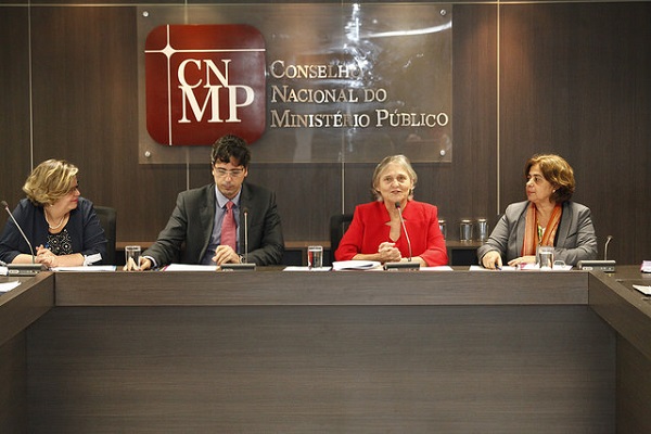 Brasil ocupa o 7º lugar no ranking de assassinatos de mulheres no mundo. Oficina sobre Feminicídio: assassinato de mulheres por razões de gênero, realizada nos dias 8 e 9 de outubro de 2014 no Conselho Nacional do Ministério Público (CNMP). Foto de Sérgio Almeida (Ascom/CNMP).